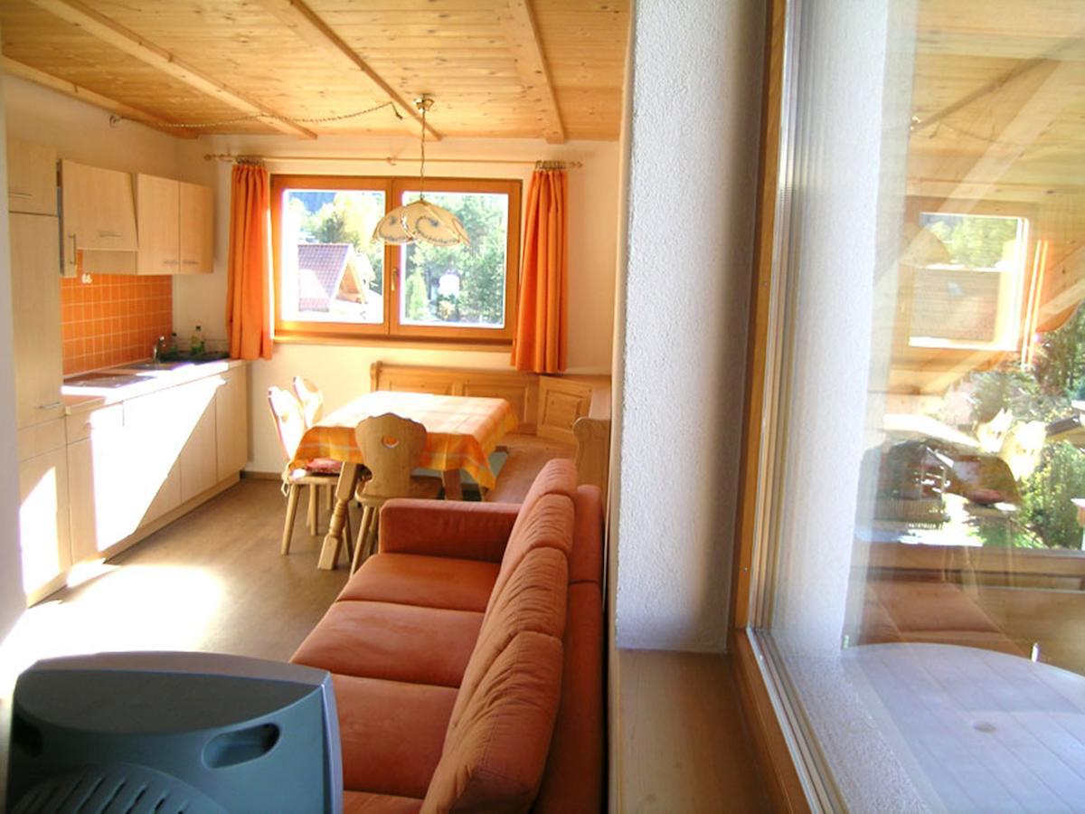 Residencesora San Vigilio Di Marebbe Camera foto